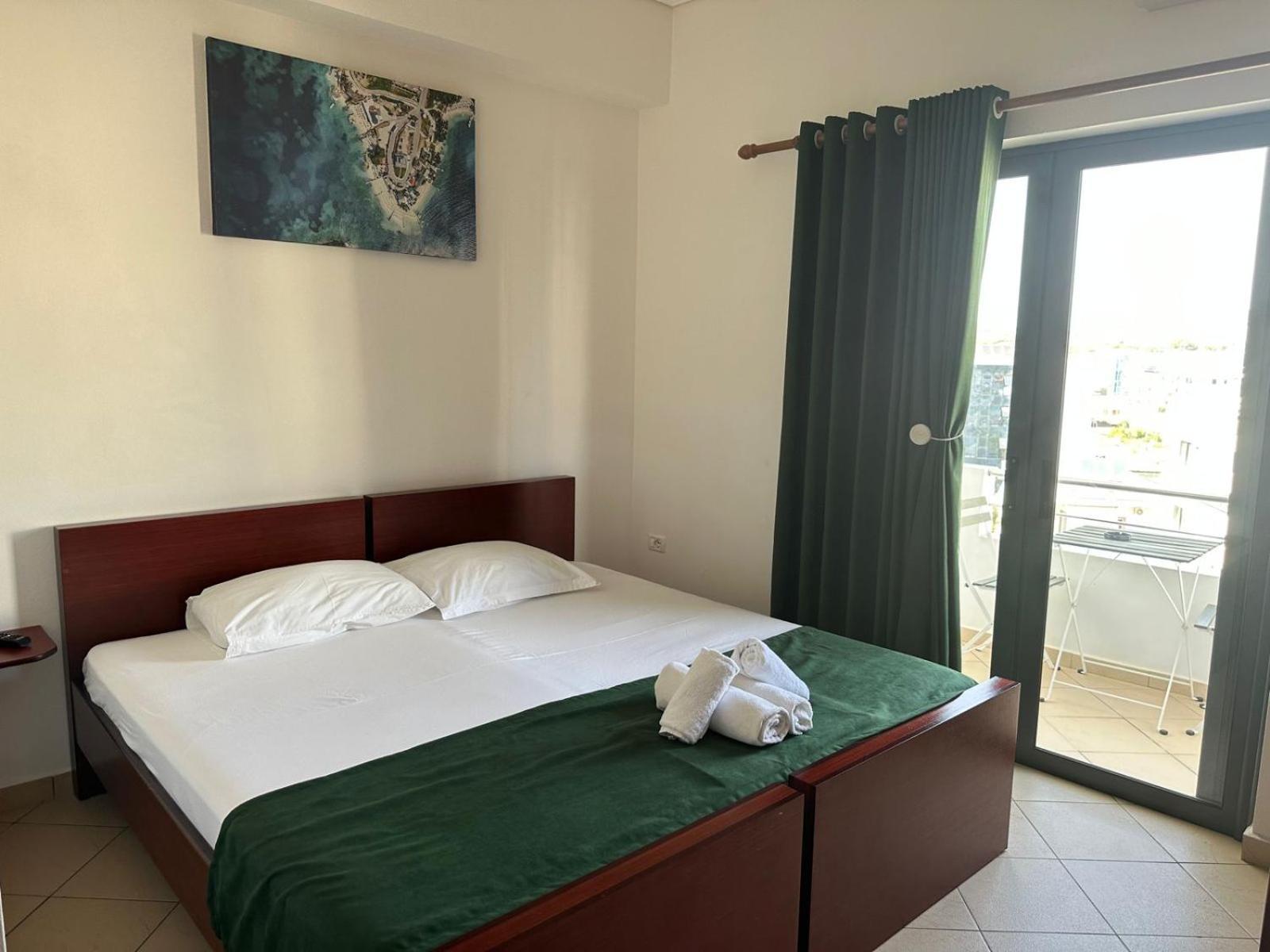 Bliss Hotel Ksamil Bilik gambar