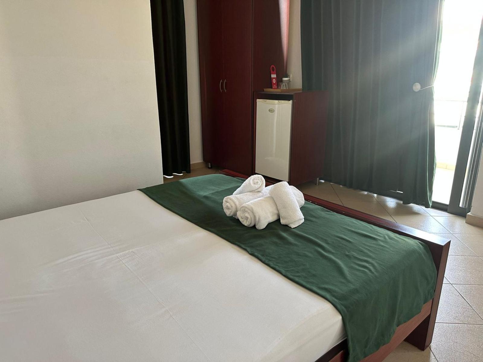 Bliss Hotel Ksamil Bilik gambar